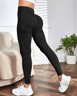 Cargar imagen en el visor de la galería, LEGGING C/E SEAMLESS MWFG-013 NEGRO
